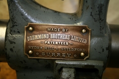 Makers plate
