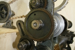 Driving the spindle through the gears using The Wolram attachment